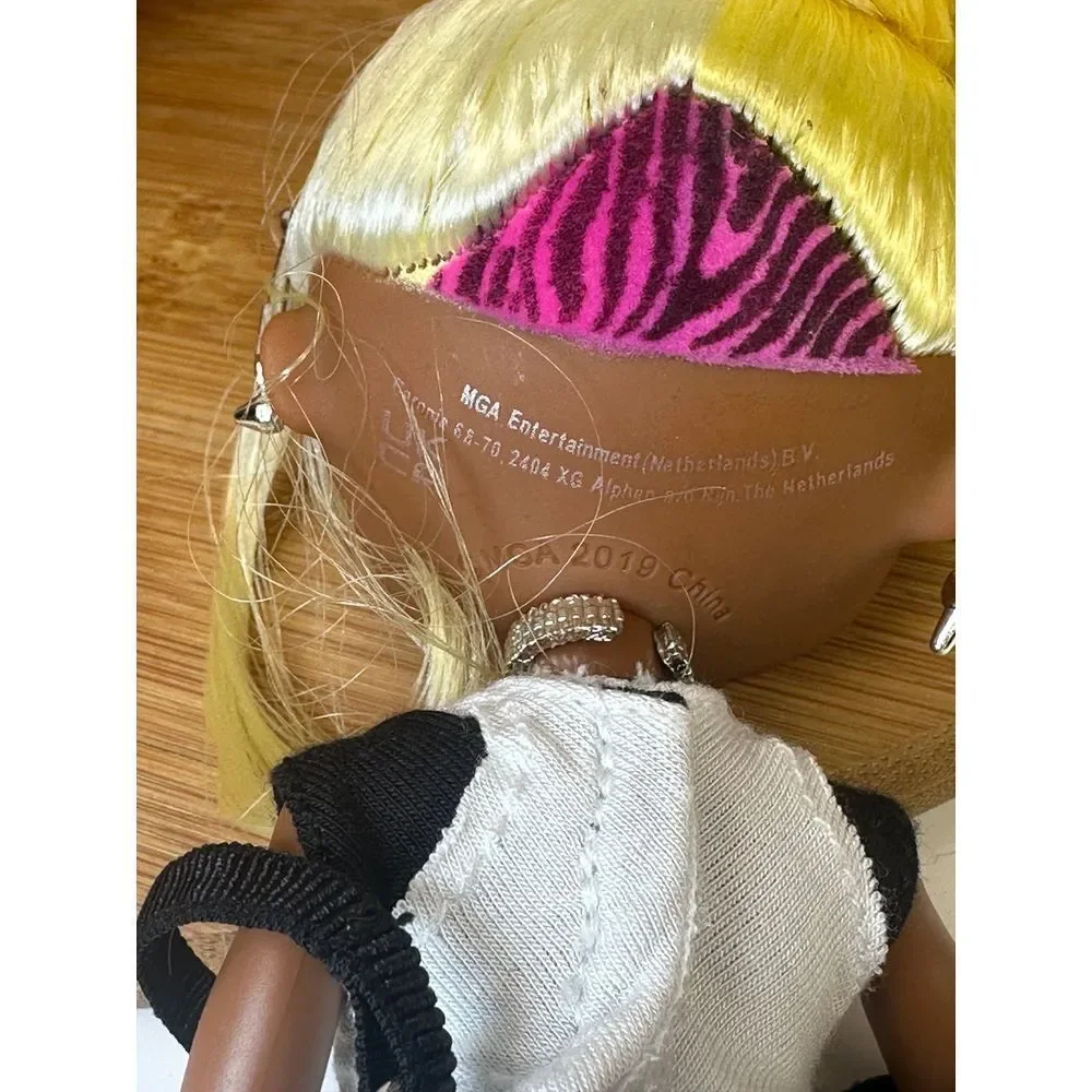 MGA Entertainment LOL Surprise OMG Fashion Dolls‎